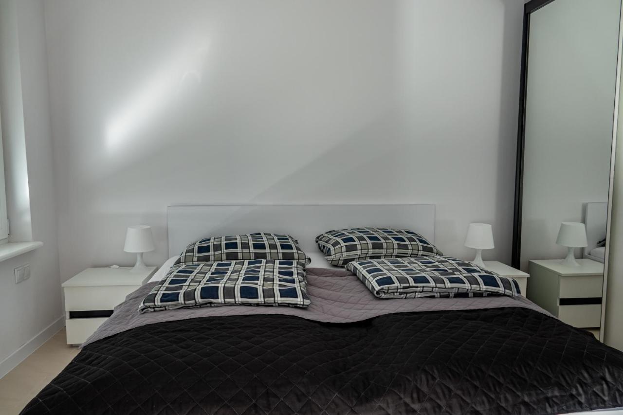 Апартаменти Apartament Przy Parku Z Duzym Tarasem ,Prywatny Parking Свіноуйсьце Екстер'єр фото